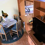 Lovely 3-bed In Appartement