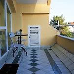 Appartement Lovely 3-bed In *