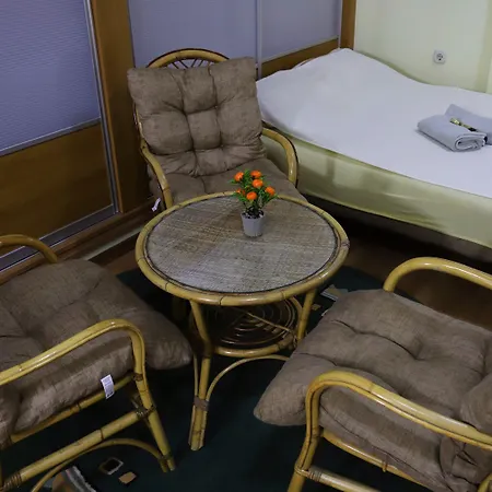 아파트 Lovely 3-bed In