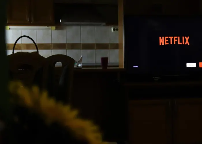 아파트 Lovely 3-bed In 스코페