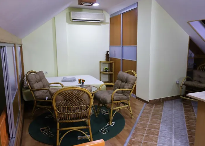 Lovely 3-bed In 아파트 *