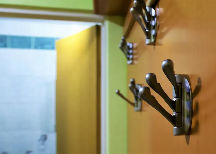 Lovely 3-bed In 아파트