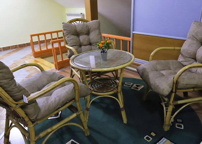 아파트 Lovely 3-bed In 스코페