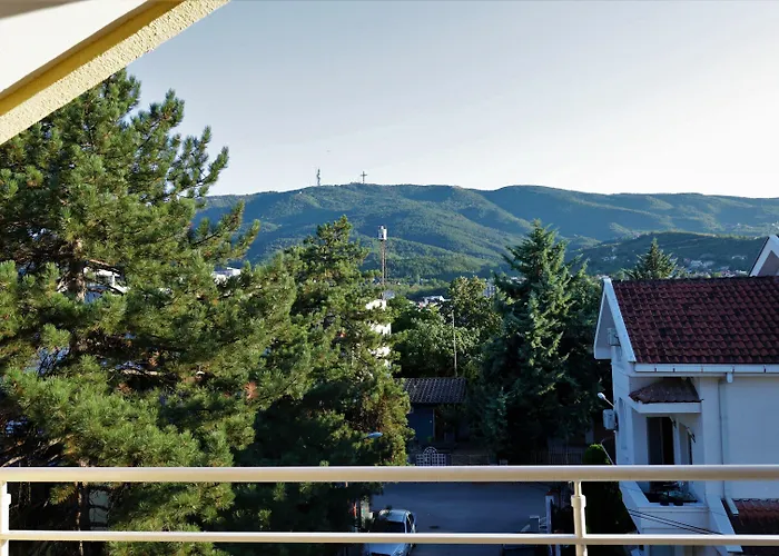 Lovely 3-bed In 스코페